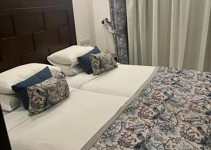 بنتهاوس جاكوزي - و - بورتو السخنة - وحدات فاخر استثنائية