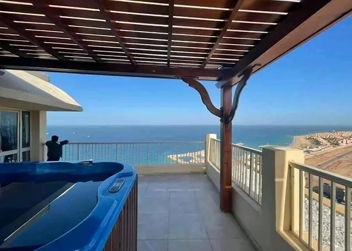 Villa بنتهاوس جاكوزي - و - بورتو السخنة - وحدات فاخر استثنائية Ain Suchna