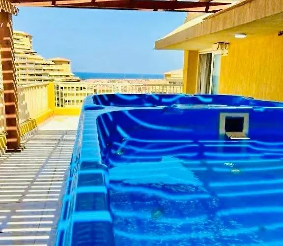 بنتهاوس جاكوزي - و - بورتو السخنة - وحدات فاخر استثنائية فيلة عين السخنة